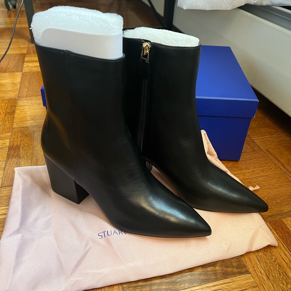 Stuart Weitzman Black Avenue Booties size 7